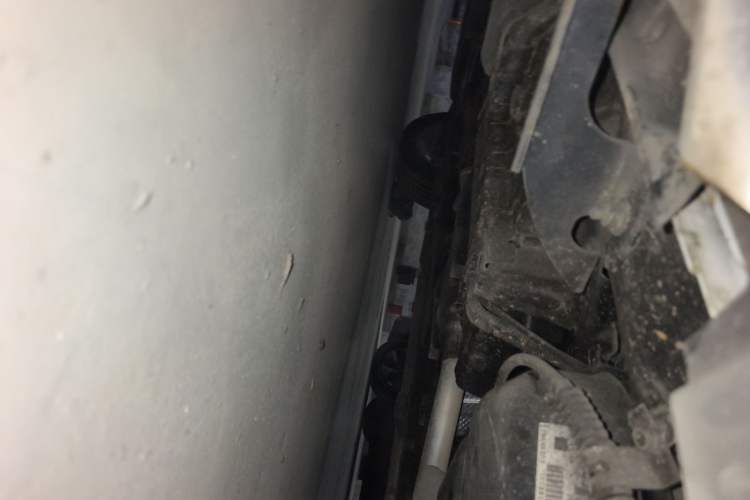 Used Jeep Compass 2013 2.0L two-wheel drive sport version Chassis Rear Left