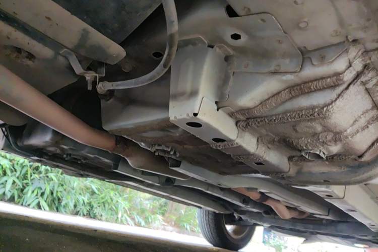 Used Jeep Compass 2013 2.0L two-wheel drive sport version Chassis Rear Right