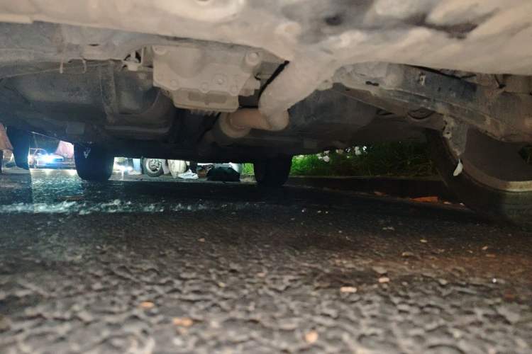 Used Jeep Compass 2013 2.4L four-wheel drive urban version Chassis Rear
