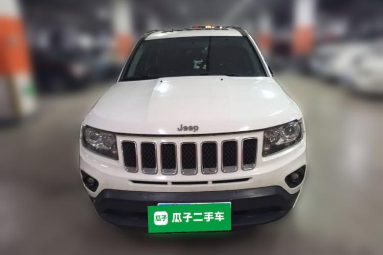 Used Jeep Compass 2013 2.0L two-wheel drive sport version Front