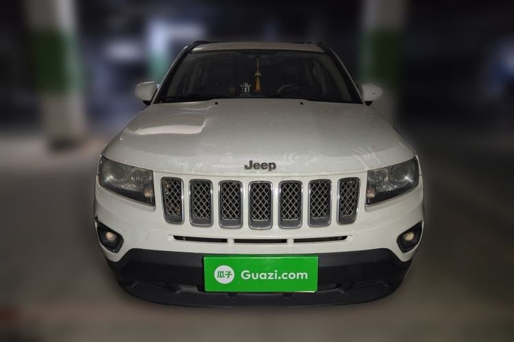 Used Jeep Compass 2013 2.0L two-wheel drive luxury version Front