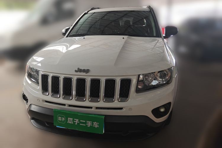 Used Jeep Compass 2013 2.0L two-wheel drive sport version Front