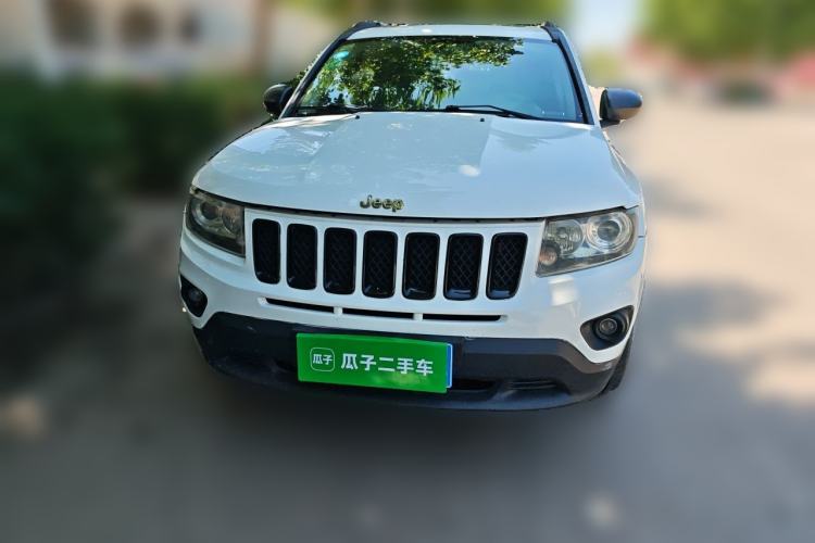 Used Jeep Compass 2013 2.4L Four-wheel Drive Black Edition with Navigation Front