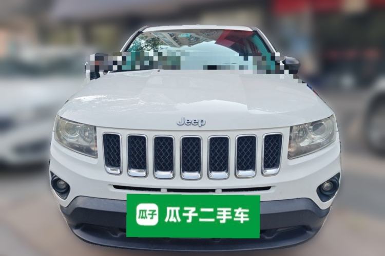 Used Jeep Compass 2013 2.0L two-wheel drive sport version Front