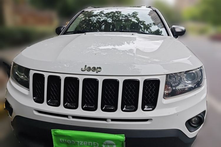 Used Jeep Compass 2013 2.4L Four-wheel Drive Black Edition with Navigation Front
