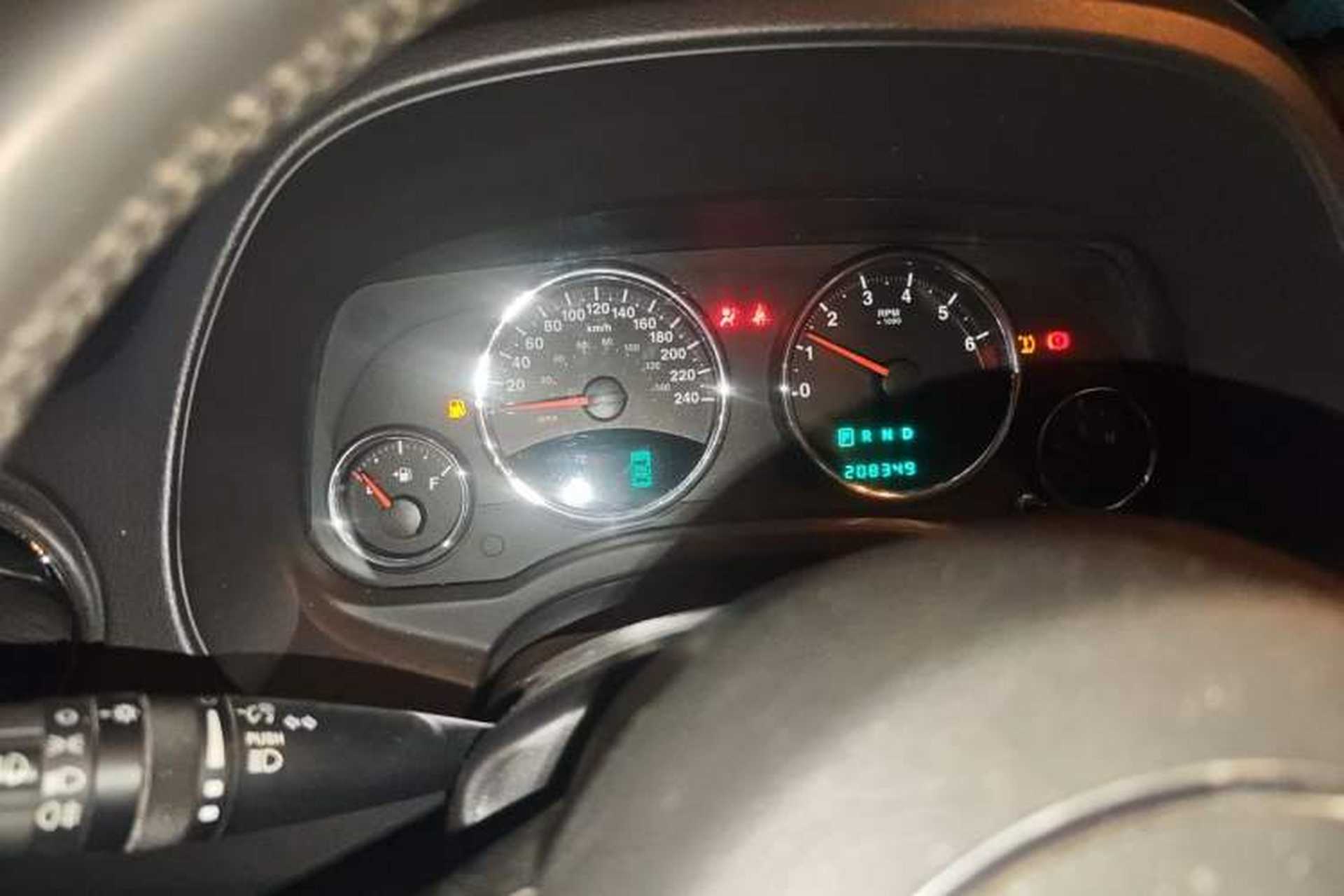 Used Jeep Compass 2013 2.4L four-wheel drive urban version Instrument Cluster