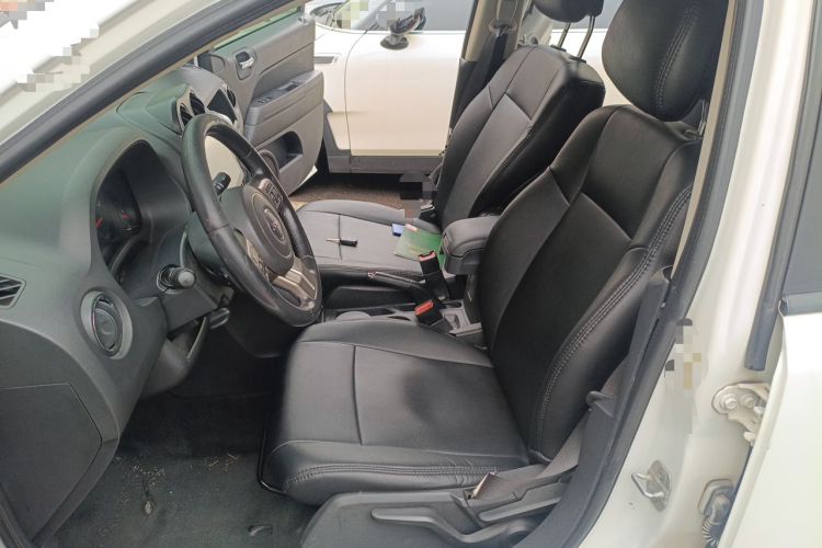 Used Jeep Compass 2013 2.4L four-wheel-drive sport version Left Front Seat