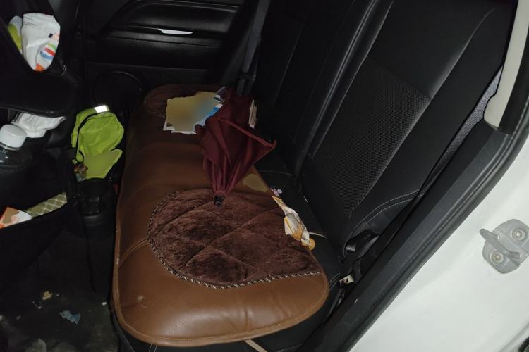 Used Jeep Compass 2013 2.0L two-wheel drive luxury version Left Rear Seat
