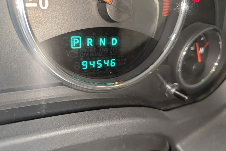 Used Jeep Compass 2013 2.4L Four-wheel Drive Black Edition with Navigation Odometer Close Up