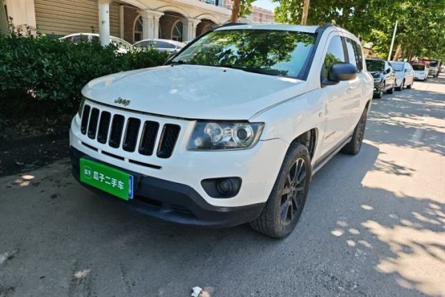 Used Jeep Compass 2013 2.4L Four-wheel Drive Black Edition with Navigation