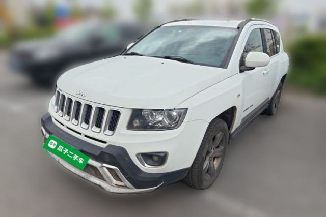 Used Jeep Compass 2013 2.4L four-wheel-drive sport version