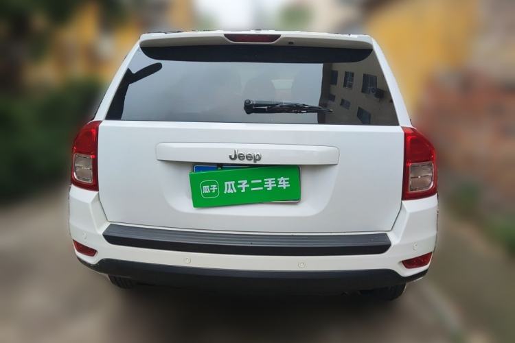 Used Jeep Compass 2013 2.0L two-wheel drive sport version Rear