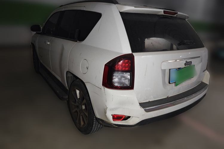 Used Jeep Compass 2013 2.0L two-wheel drive luxury version Rear Left 45 Deg