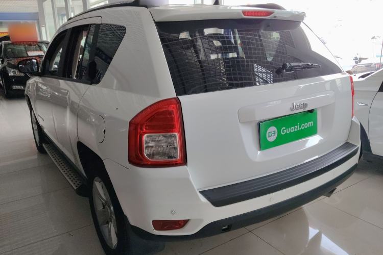 Used Jeep Compass 2013 2.4L four-wheel-drive sport version Rear Left 45 Deg