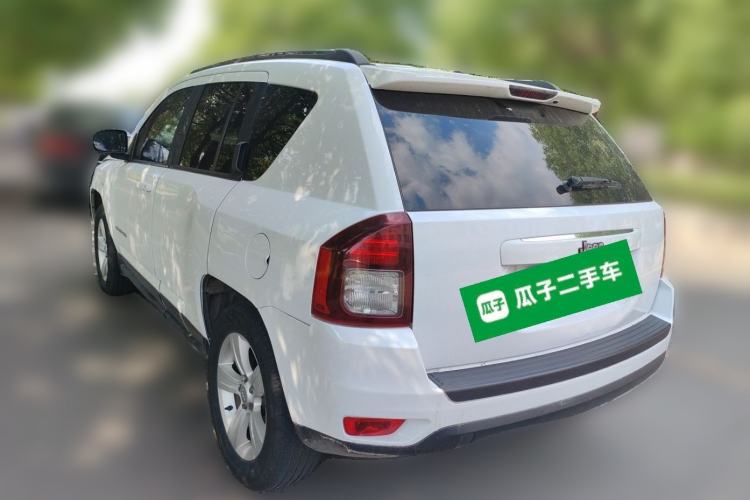Used Jeep Compass 2013 2.4L four-wheel-drive sport version Rear Left 45 Deg