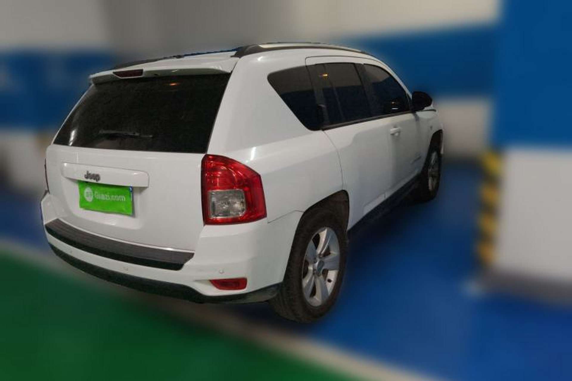 Used Jeep Compass 2013 2.4L four-wheel-drive sport version Rear Right 45 Deg