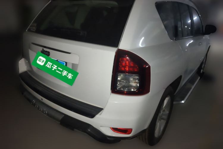 Used Jeep Compass 2013 2.0L two-wheel drive sport version Rear Right 45 Deg