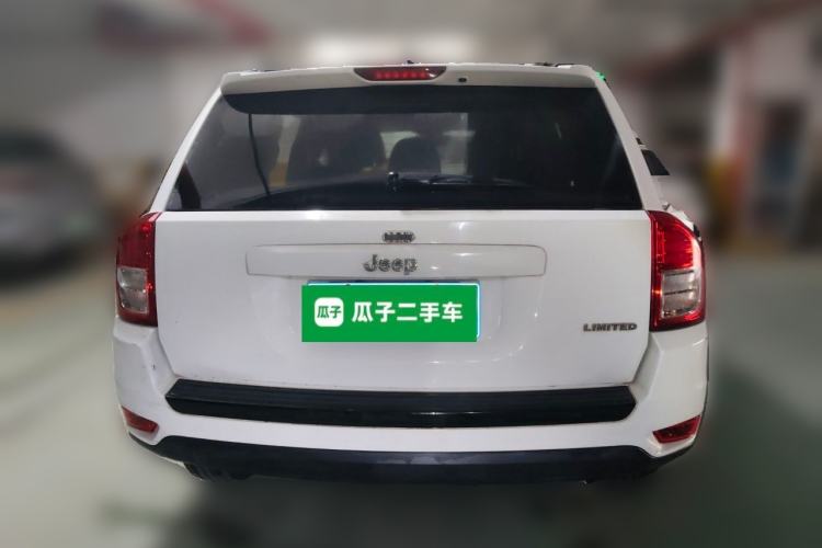 Used Jeep Compass 2013 2.4L Four-wheel Drive Black Edition with Navigation Rear