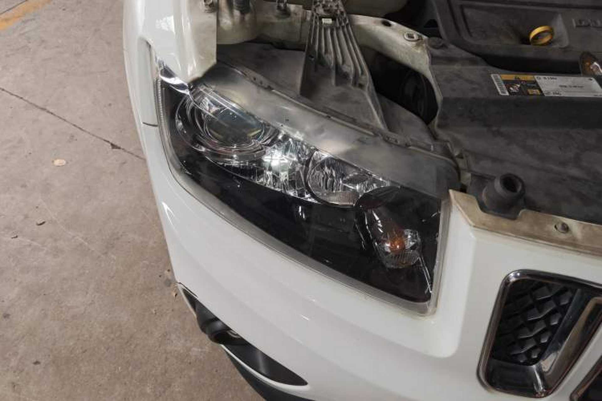 Used Jeep Compass 2013 2.0L two-wheel drive sport version Right Front Headlight