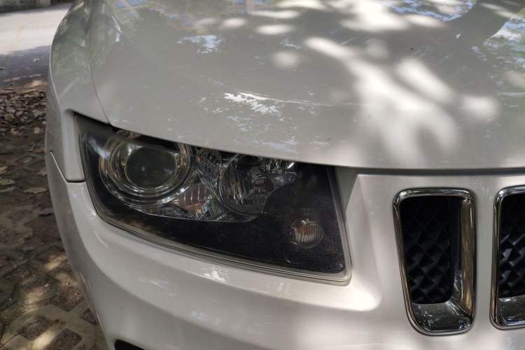 Used Jeep Compass 2013 2.0L two-wheel drive sport version Right Front Headlight