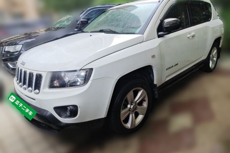 Used Jeep Compass 2013 2.0L two-wheel drive sport version Guazi used car, China used car export, Used car for sale, Used Jeep cars, Cheapest cars for sale