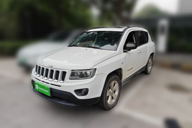 Used Jeep Compass 2013 2.4L four-wheel-drive sport version