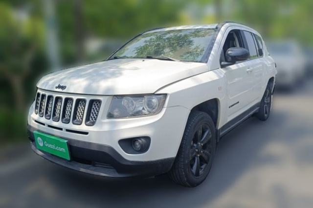 Used Jeep Compass 2013 2.4L four-wheel-drive sport version