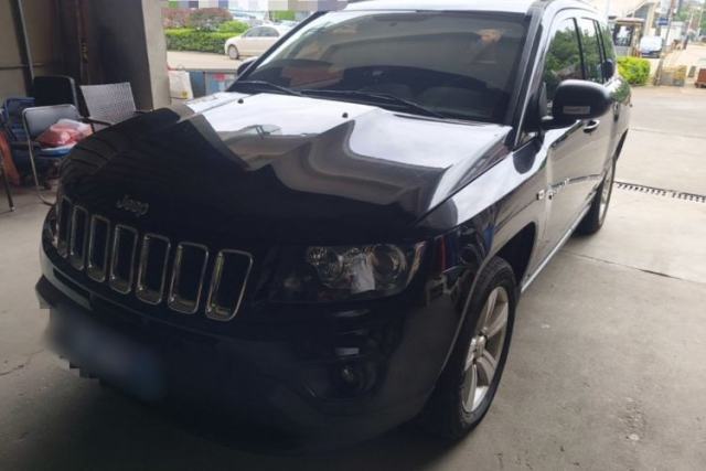 Used Jeep Compass 2014 2.0L two-wheel drive sport version