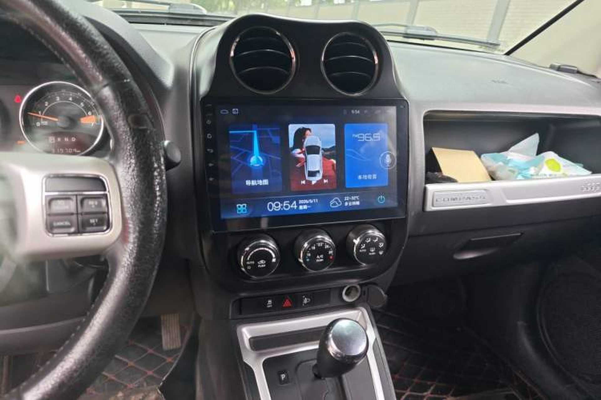 Used Jeep Compass 2014 Revised Version 2.4L Four-Wheel Drive Comfort Edition Audio And AC Panel