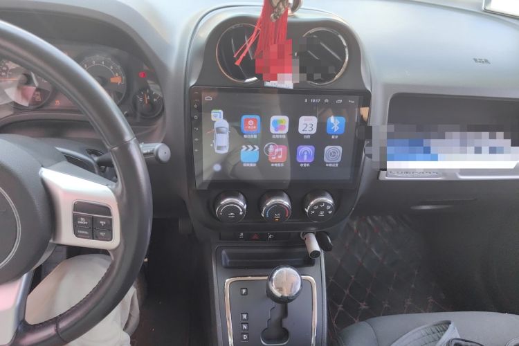 Used Jeep Compass 2014 2.0L two-wheel drive sport version Audio And AC Panel