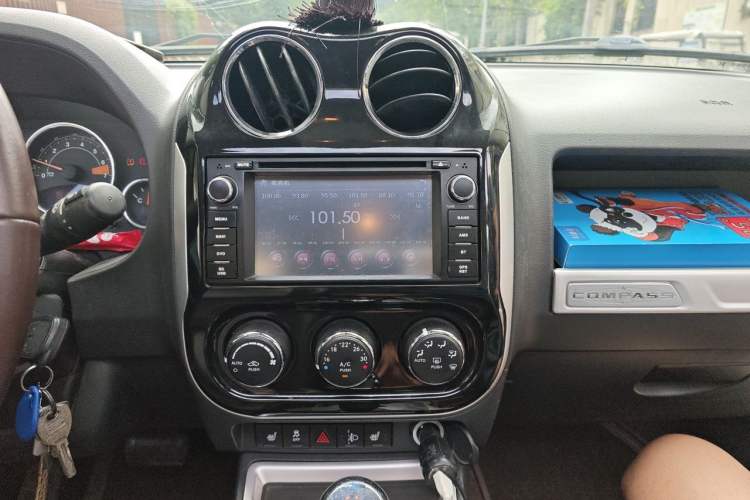 Used Jeep Compass  Audio And AC Panel