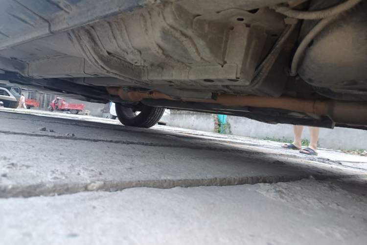 Used Jeep Compass 2014 2.4L four-wheel drive luxury version Chassis Rear Left