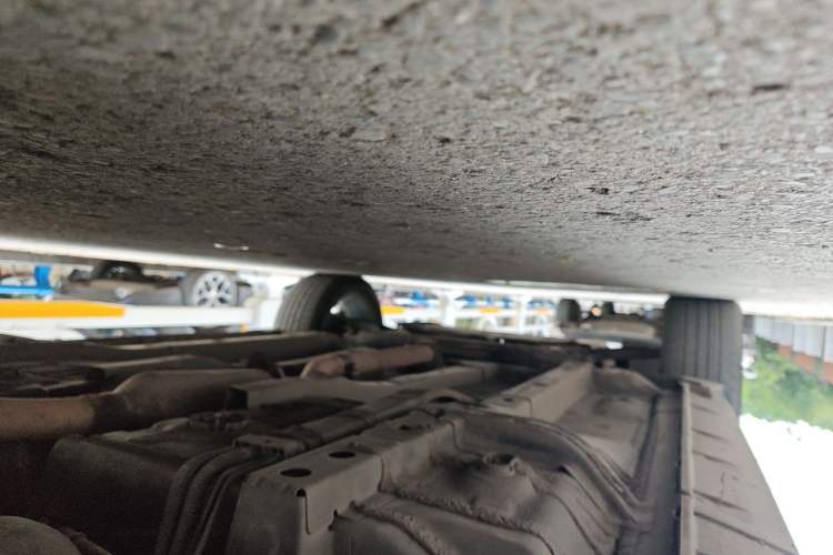 Used Jeep Compass  Chassis Rear Left