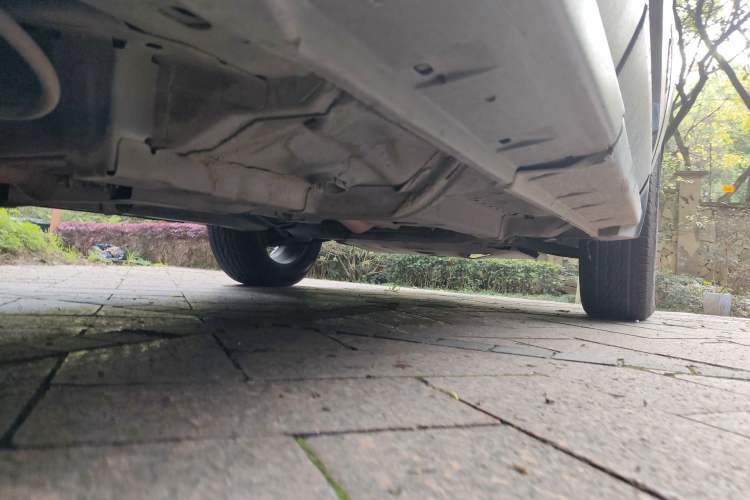 Used Jeep Compass 2014 2.0L two-wheel drive sport version Chassis Rear Right