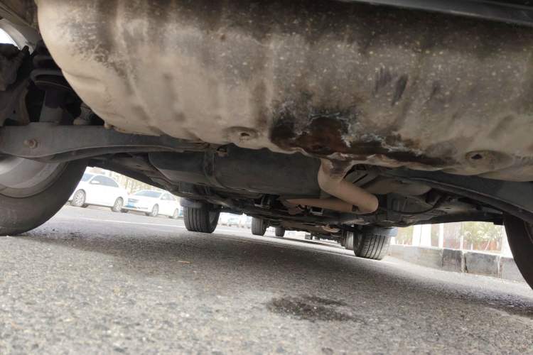 Used Jeep Compass 2014 2.0L two-wheel drive sport version Chassis Rear