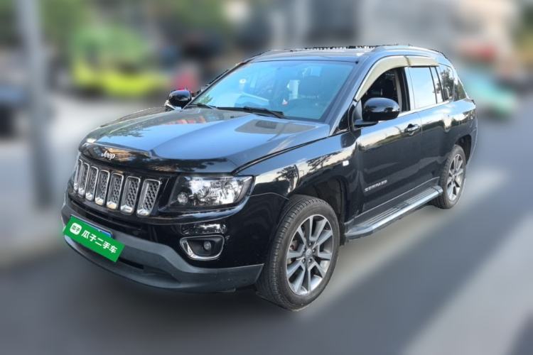 Used Jeep Compass 2014 2.0L two-wheel drive luxury version Guazi used car, China used car export, Used car for sale, Used Jeep cars, Cheapest cars for sale