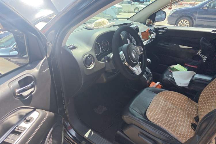 Used Jeep Compass 2014 2.4L Four-Wheel Drive Serpentine Collection Edition Driver Seat