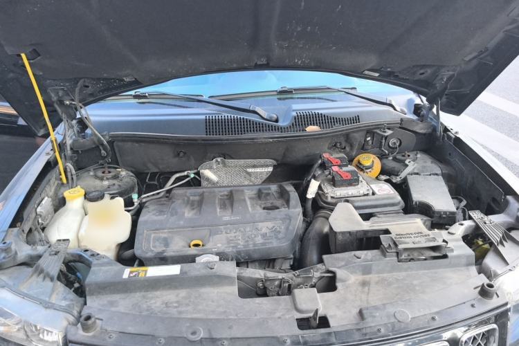 Used Jeep Compass 2014 2.0L two-wheel drive luxury version Engine Bay