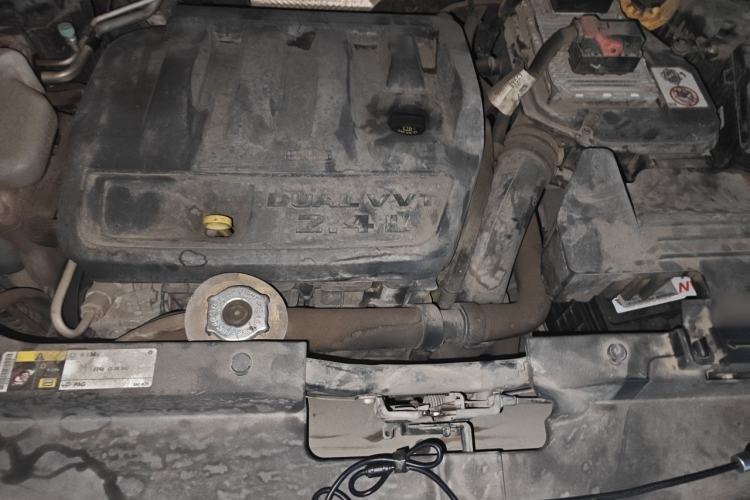 Used Jeep Compass 2014 Revised Version 2.4L Four-Wheel Drive Comfort Edition Engine Bay