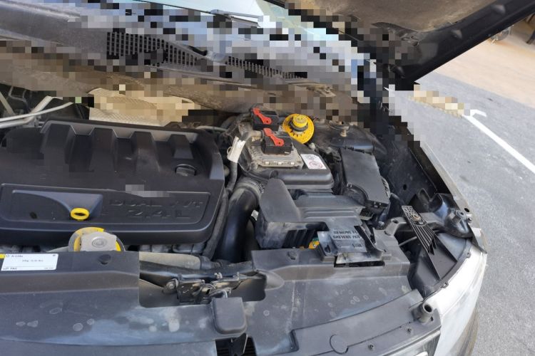 Used Jeep Compass 2014 Revised Version 2.4L Four-Wheel Drive Comfort Edition Engine Bay Left