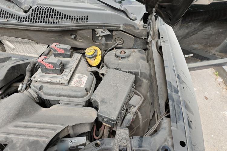 Used Jeep Compass  Engine Bay Left