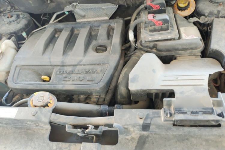 Used Jeep Compass 2014 Revised Version 2.4L Four-Wheel Drive Comfort Edition Engine Bay