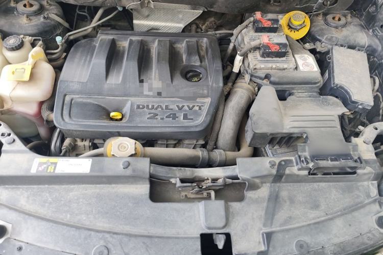 Used Jeep Compass 2014 Revised Version 2.4L Four-Wheel Drive Luxury Edition Engine Bay