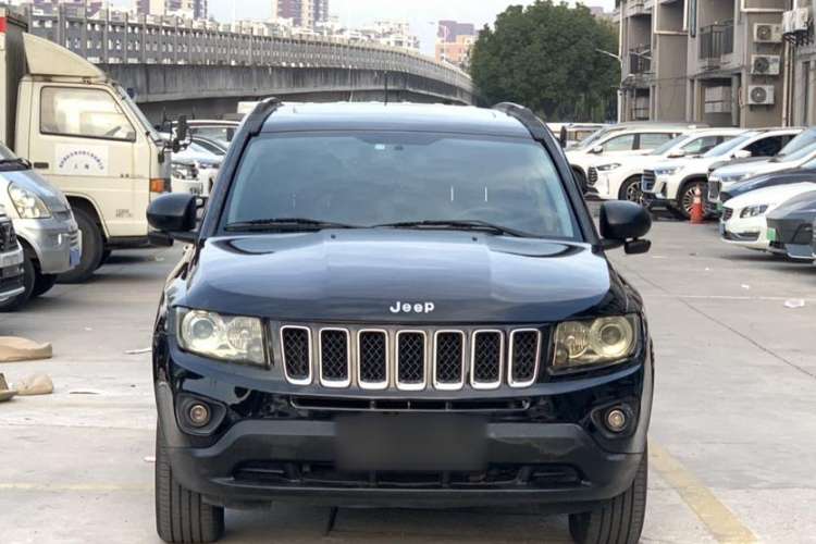 Used Jeep Compass 2014 Revised Version 2.0L Two-Wheel Drive Entry-Level Edition Exterior 1