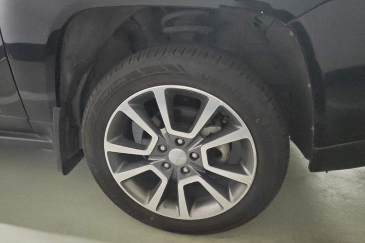 Used Jeep Compass 2014 Revised Version 2.0L Two-Wheel Drive Elite Edition Exterior 1