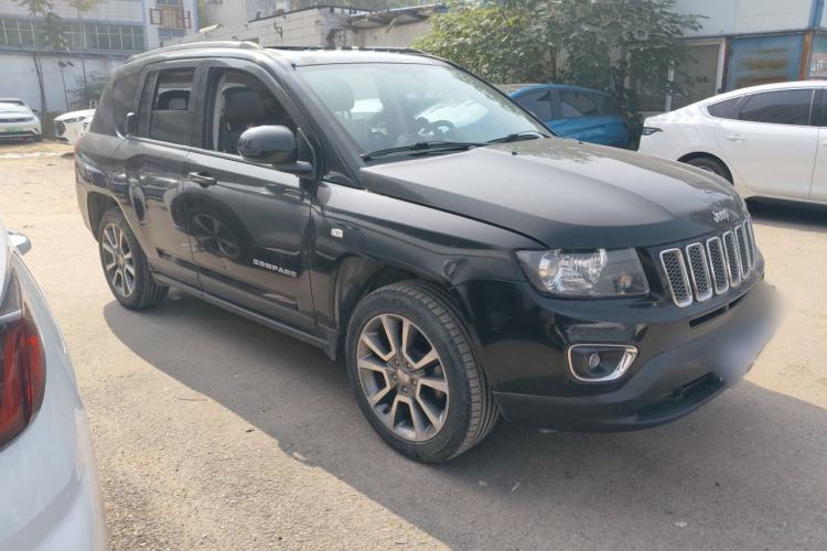 Used Jeep Compass 2014 Revised Version 2.0L Two-Wheel Drive Elite Edition Exterior 2