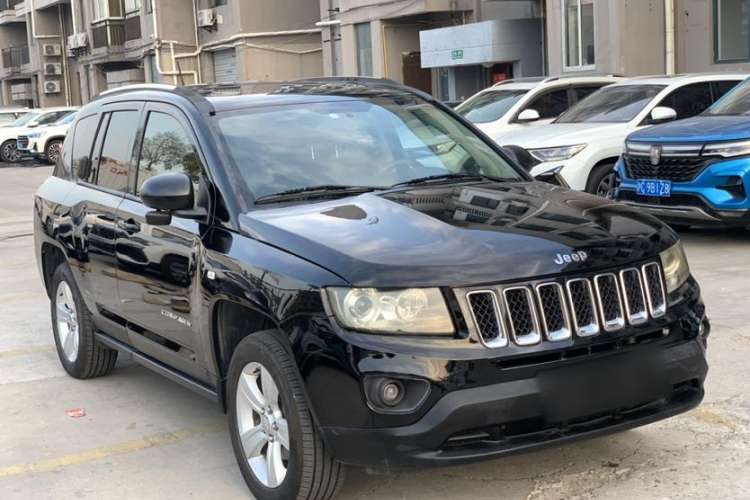 Used Jeep Compass 2014 Revised Version 2.0L Two-Wheel Drive Entry-Level Edition Exterior 4