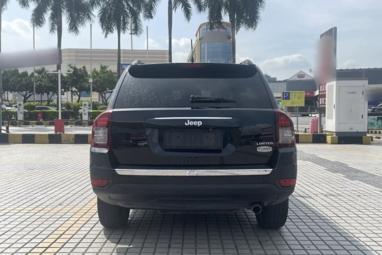Used Jeep Compass 2014 2.0L two-wheel drive luxury version Exterior 4
