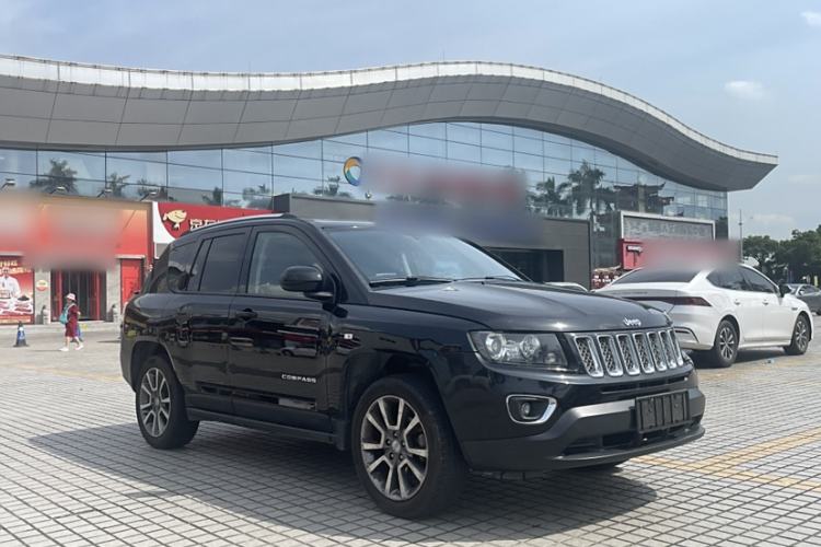 Used Jeep Compass 2014 2.0L two-wheel drive luxury version Exterior 6