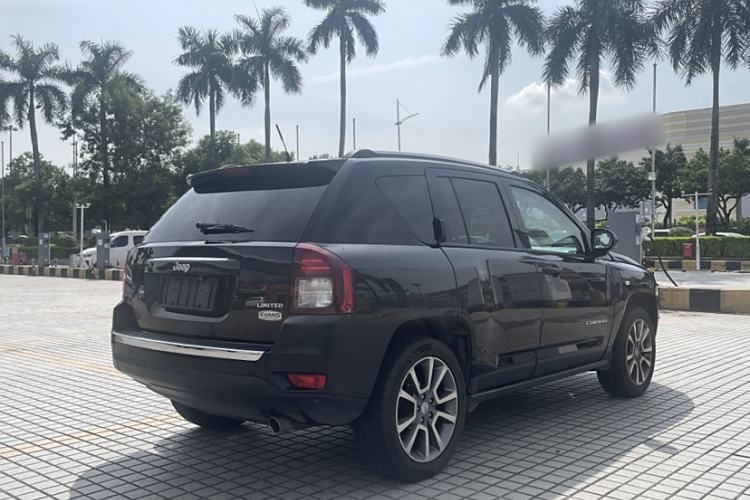 Used Jeep Compass 2014 2.0L two-wheel drive luxury version Exterior 8
